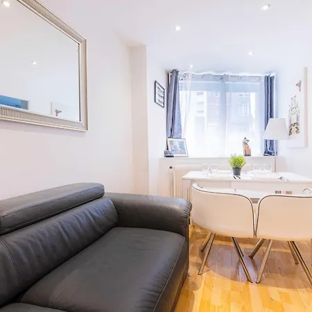 Quiet -1br-4p- Sacre Coeur * Paris